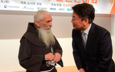 COREA DEL SUR PREMIA A UN FRANCISCANO ESPAÑOL