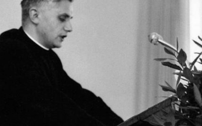 ¿POR QUÉ SEGUIR EN LA IGLESIA APESAR DE LA TORMENTA? RATZINGER LO PLANTEÓ Y RESPONDIÓ EN 1970